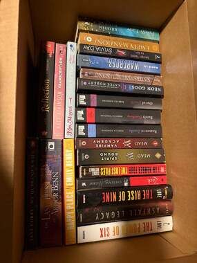 Box of 22 Young Adult & Contemporary Fiction & romance Books